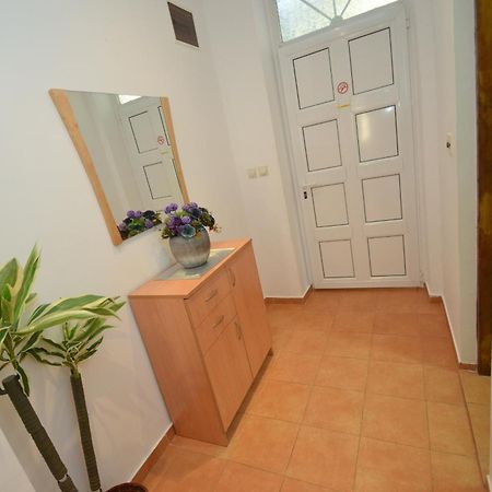 Apartments Vojin Risan Room photo