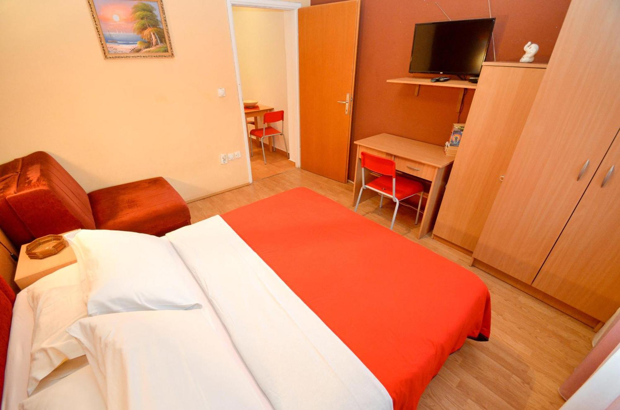 Apartments Vojin Risan Room photo