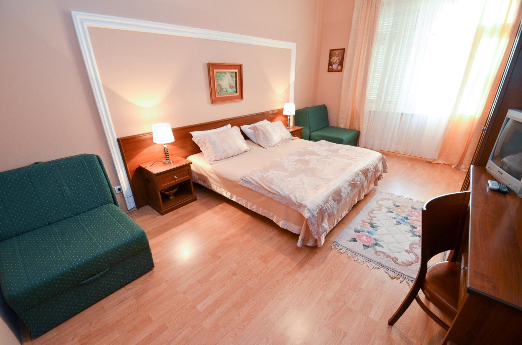 Apartments Vojin Risan Room photo